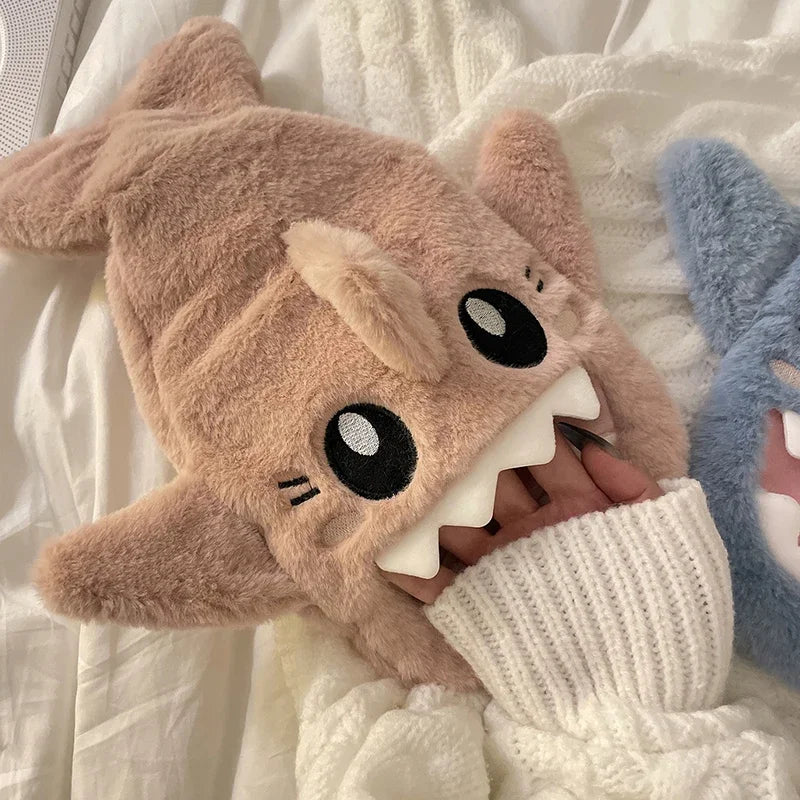 Cute Shark Plush mit Wärmflasche